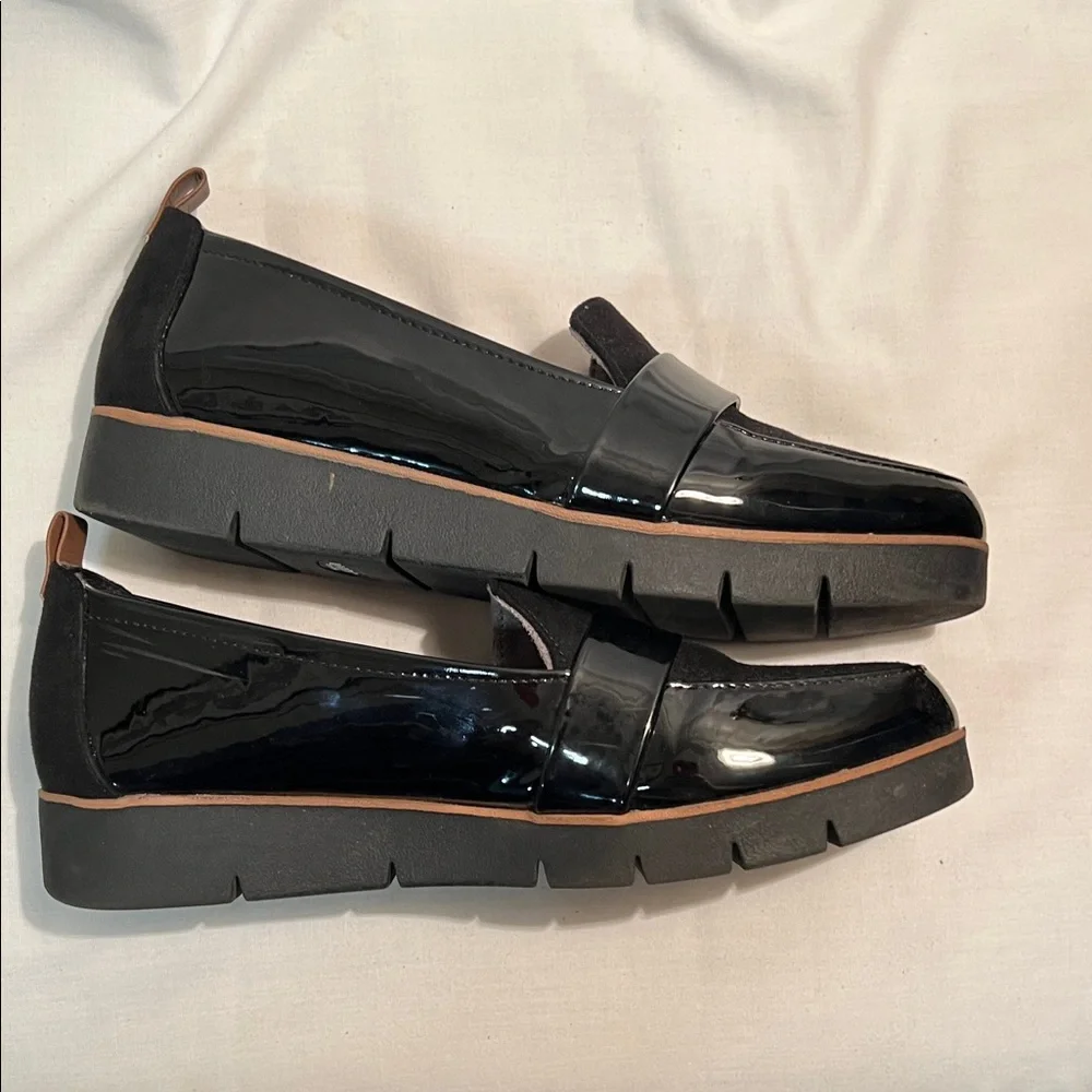Dr. Scholls Black Patent Leather Loafers